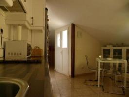 Intermediate house