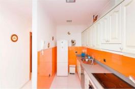 Intermediate house