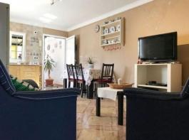 Intermediate house