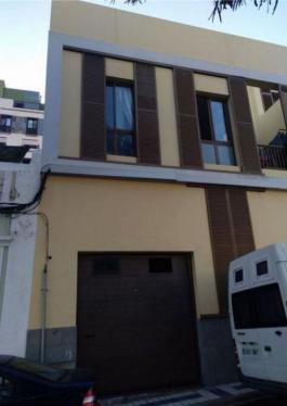 Intermediate house