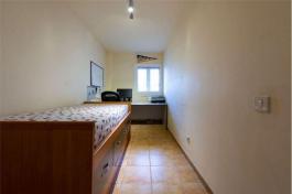 Intermediate house