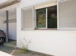 Intermediate house