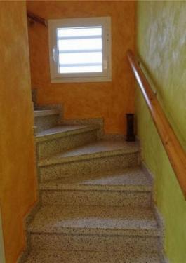 Intermediate house