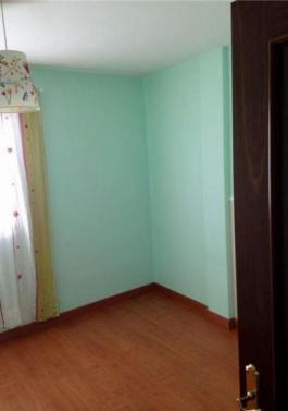 Intermediate house