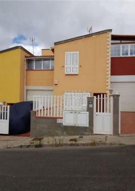 Intermediate house
