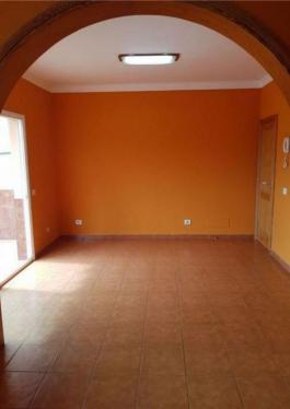 Intermediate house