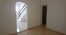 Intermediate house