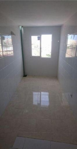 Intermediate house