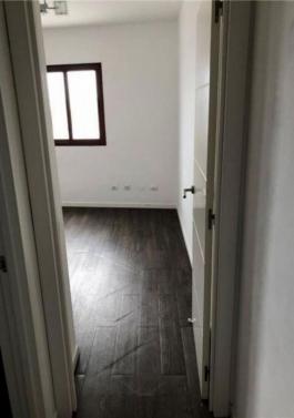 Intermediate house