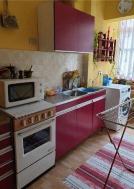 Intermediate house