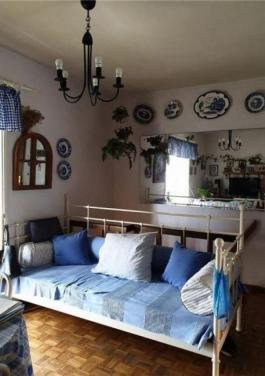 Intermediate house