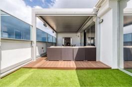 Intermediate house