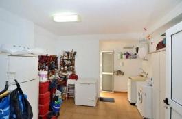 Intermediate house