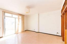 Intermediate house