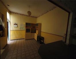 Intermediate house