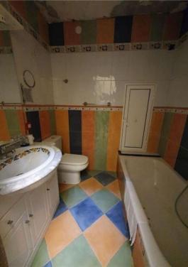 Intermediate house