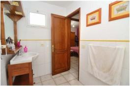 Intermediate house