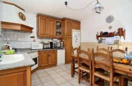 Intermediate house