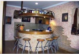 Intermediate house