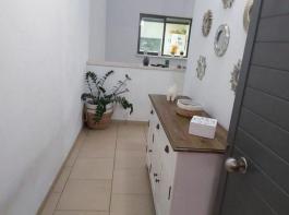 Intermediate house