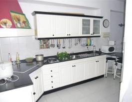 Intermediate house