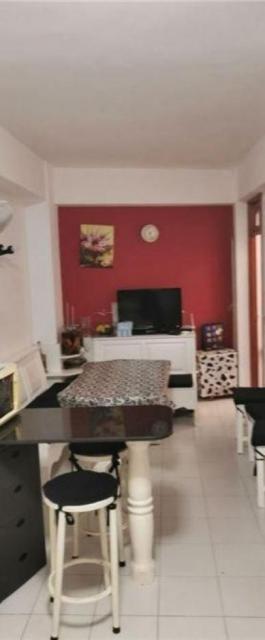 Intermediate house