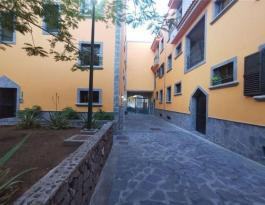 Intermediate house
