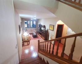 Intermediate house