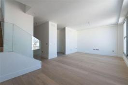 Intermediate house