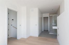 Intermediate house