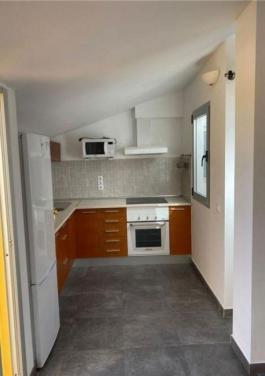 Intermediate house