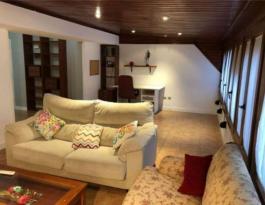 Intermediate house