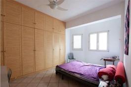 Intermediate house