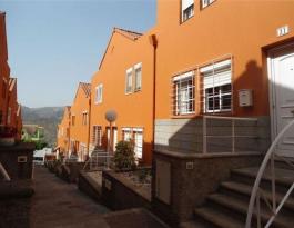 Chalet adosado