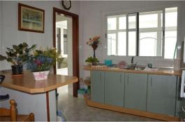 Intermediate house