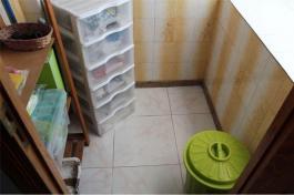 Intermediate house