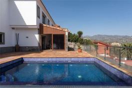 Chalet pareado